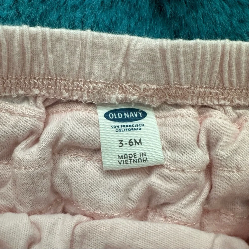 Old Navy Baby Girl Bloomer Size 3-6Months